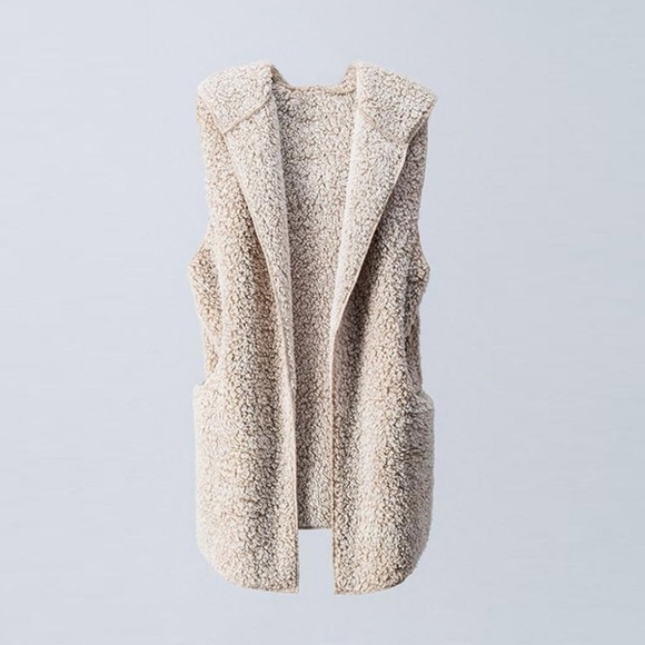 Open front hooded fuzzy vest - Picture 2 of 8